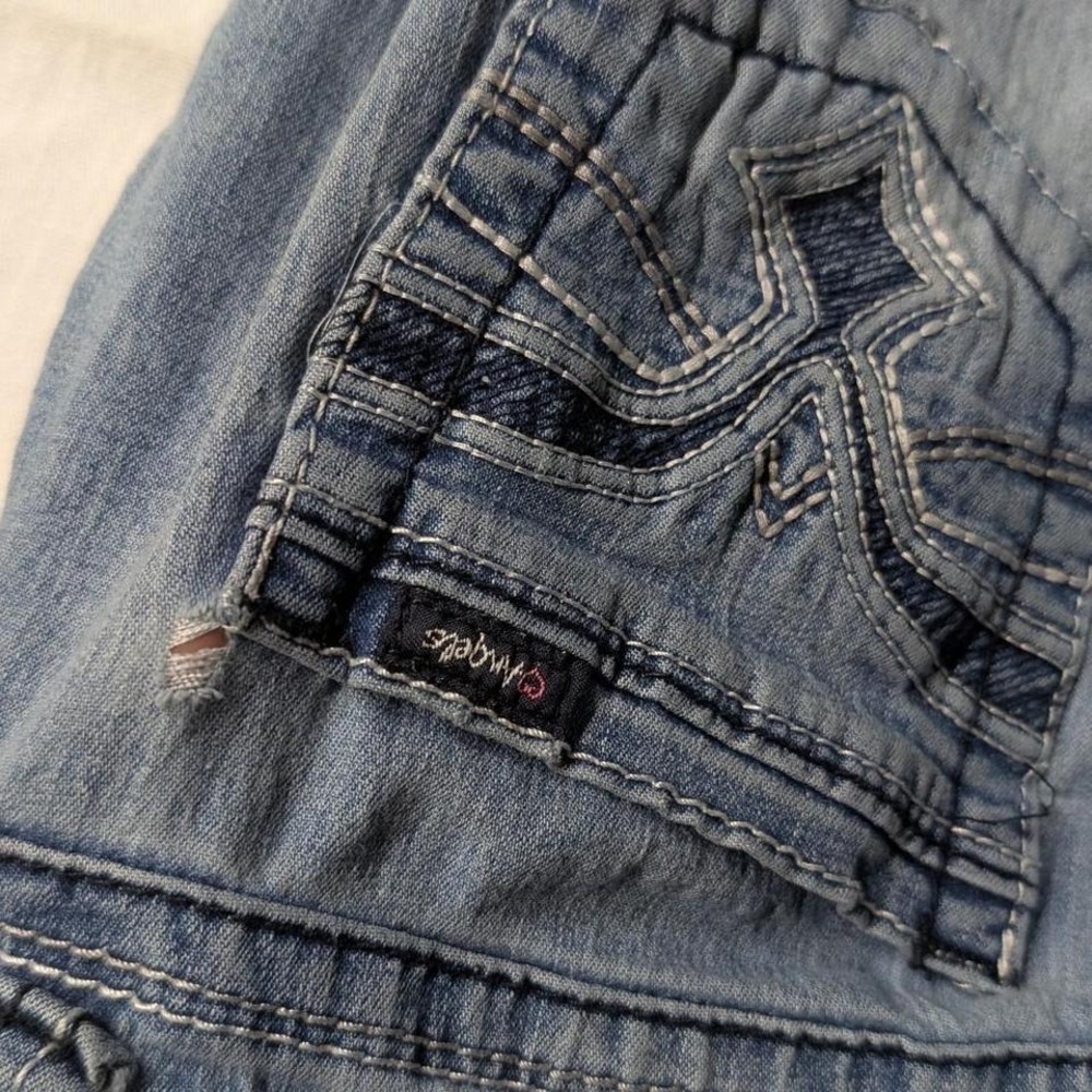 Y2K Denim Capris Cuffed Blue Jean Capris with ripped knee from Angels Jeans - Picture 8 of 8